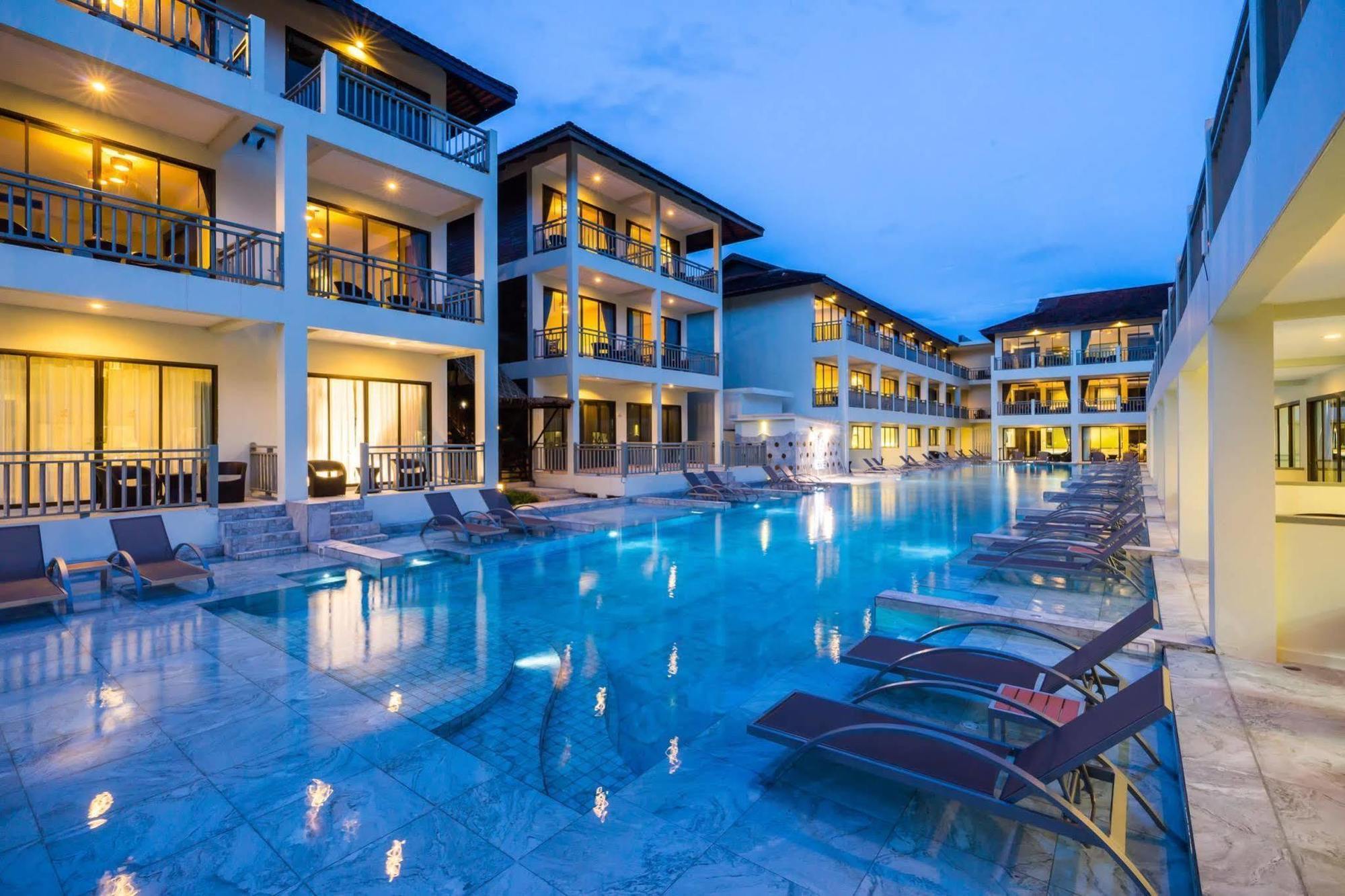 Hive Khaolak Beach Resort (Adults Only) Khao Lak Exteriör bild